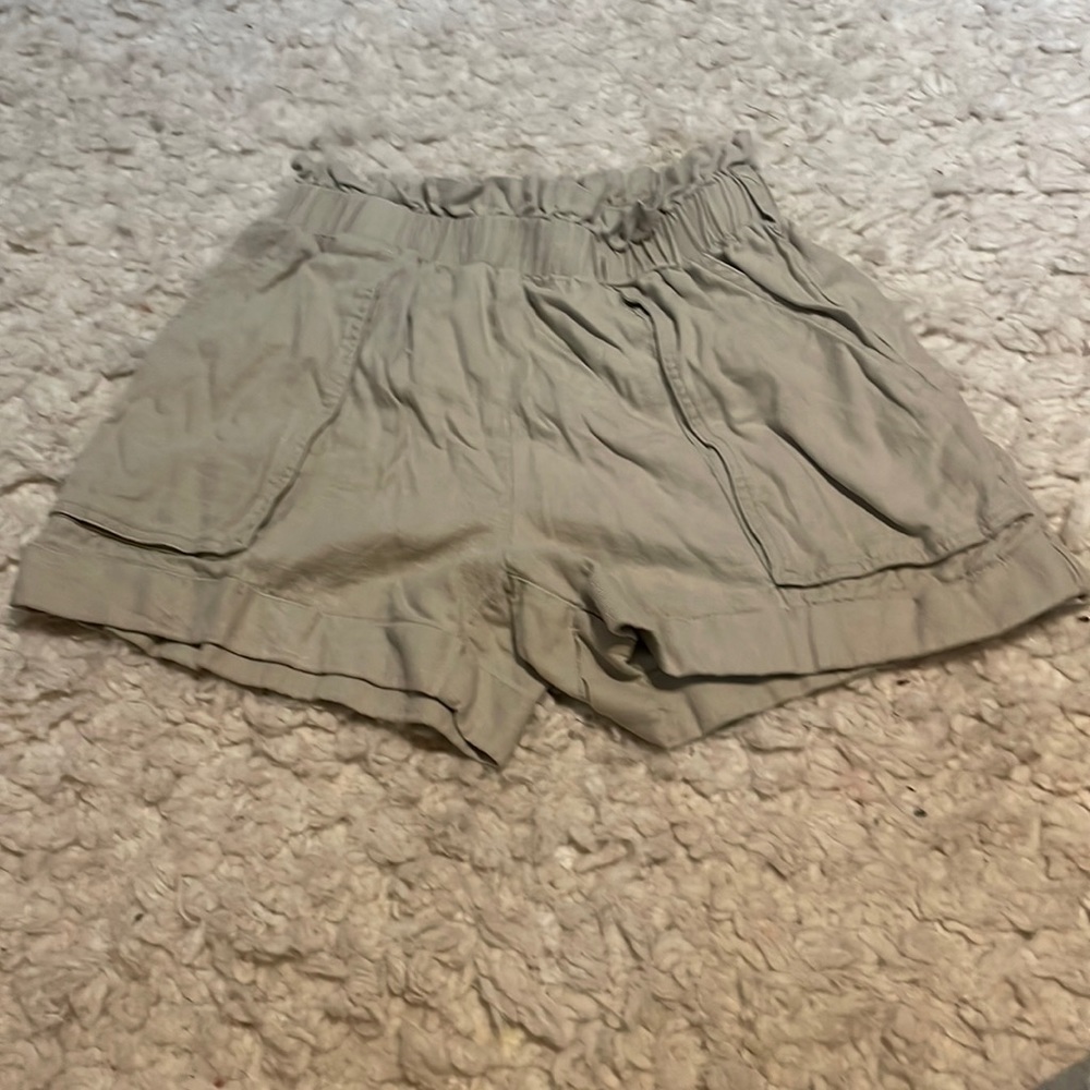 Paper bag shorts